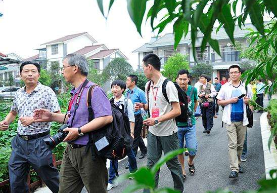 “全国累计确诊80409例 全球首例香港确诊宠物感染新冠病毒 钟南山团队建议严